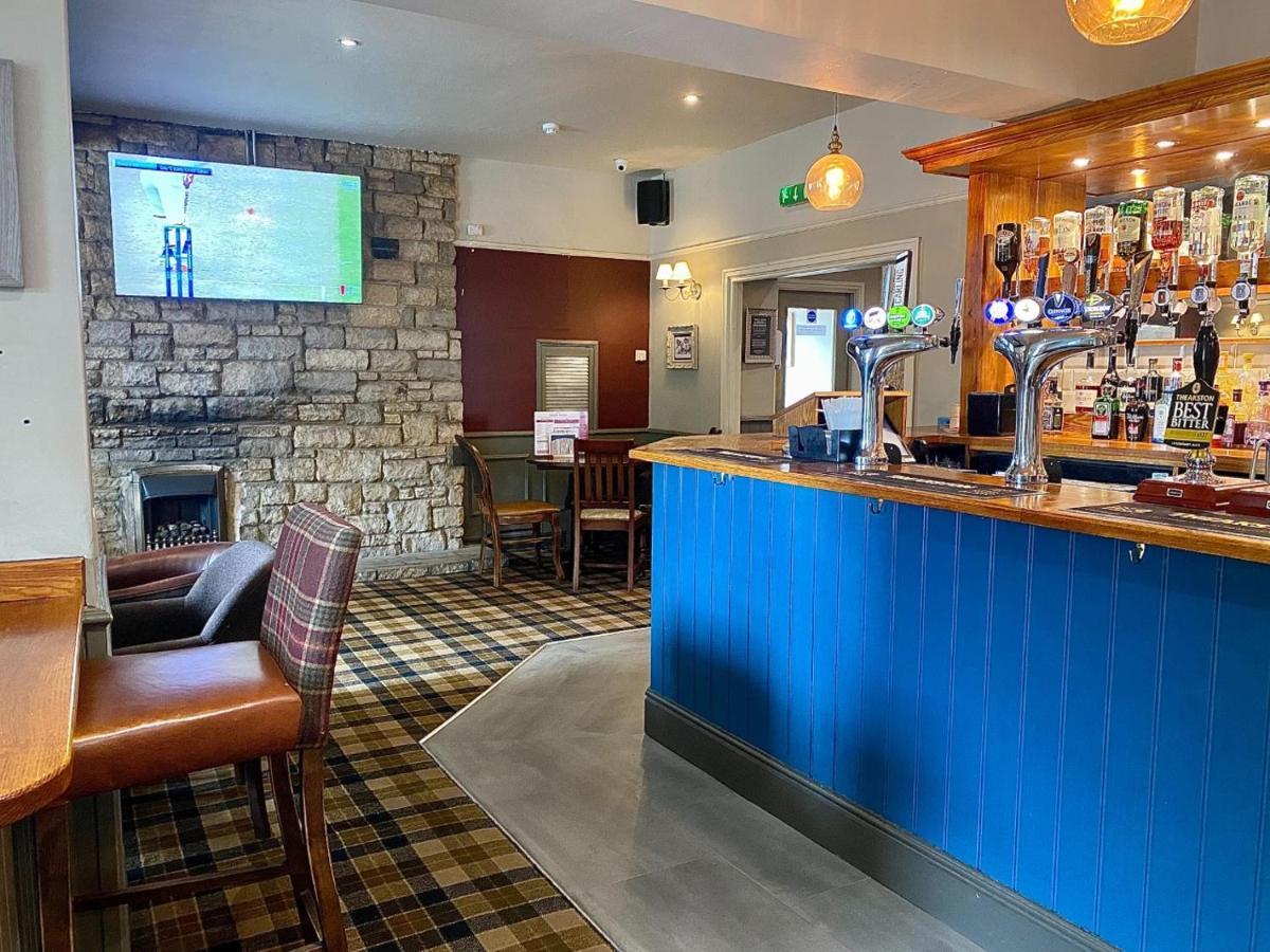 Vale Of York Hotel Thirsk Exterior photo