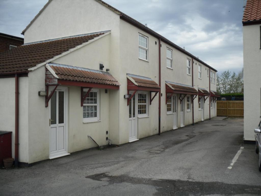 Vale Of York Hotel Thirsk Exterior photo
