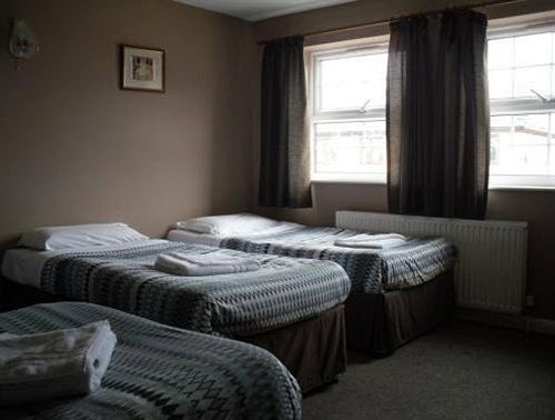 Vale Of York Hotel Thirsk Exterior photo